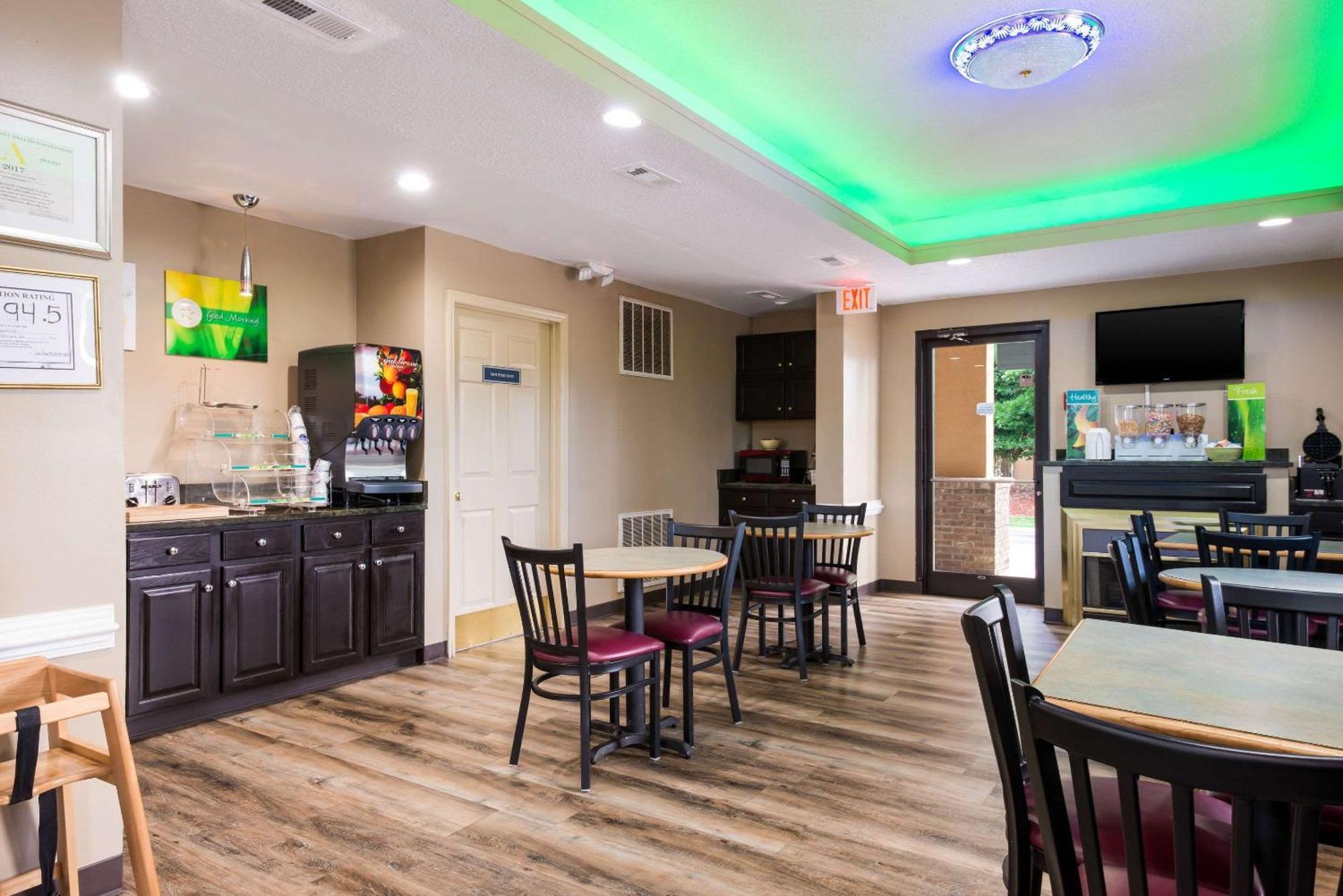 Quality Inn & Suites Rockingham megyeRockingham megye  Kültér fotó