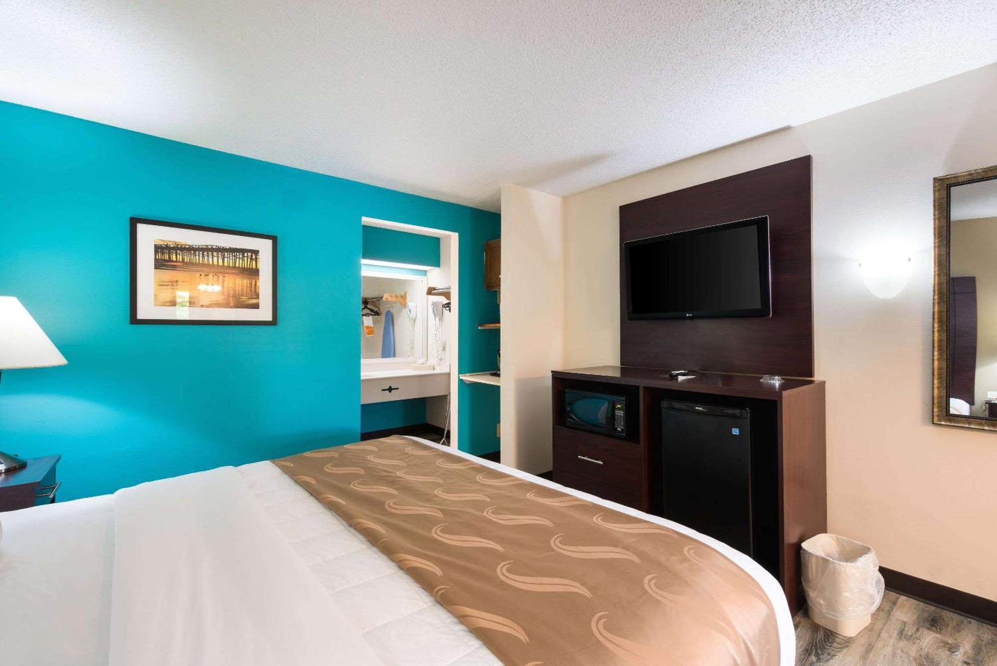 Quality Inn & Suites Rockingham megyeRockingham megye  Kültér fotó