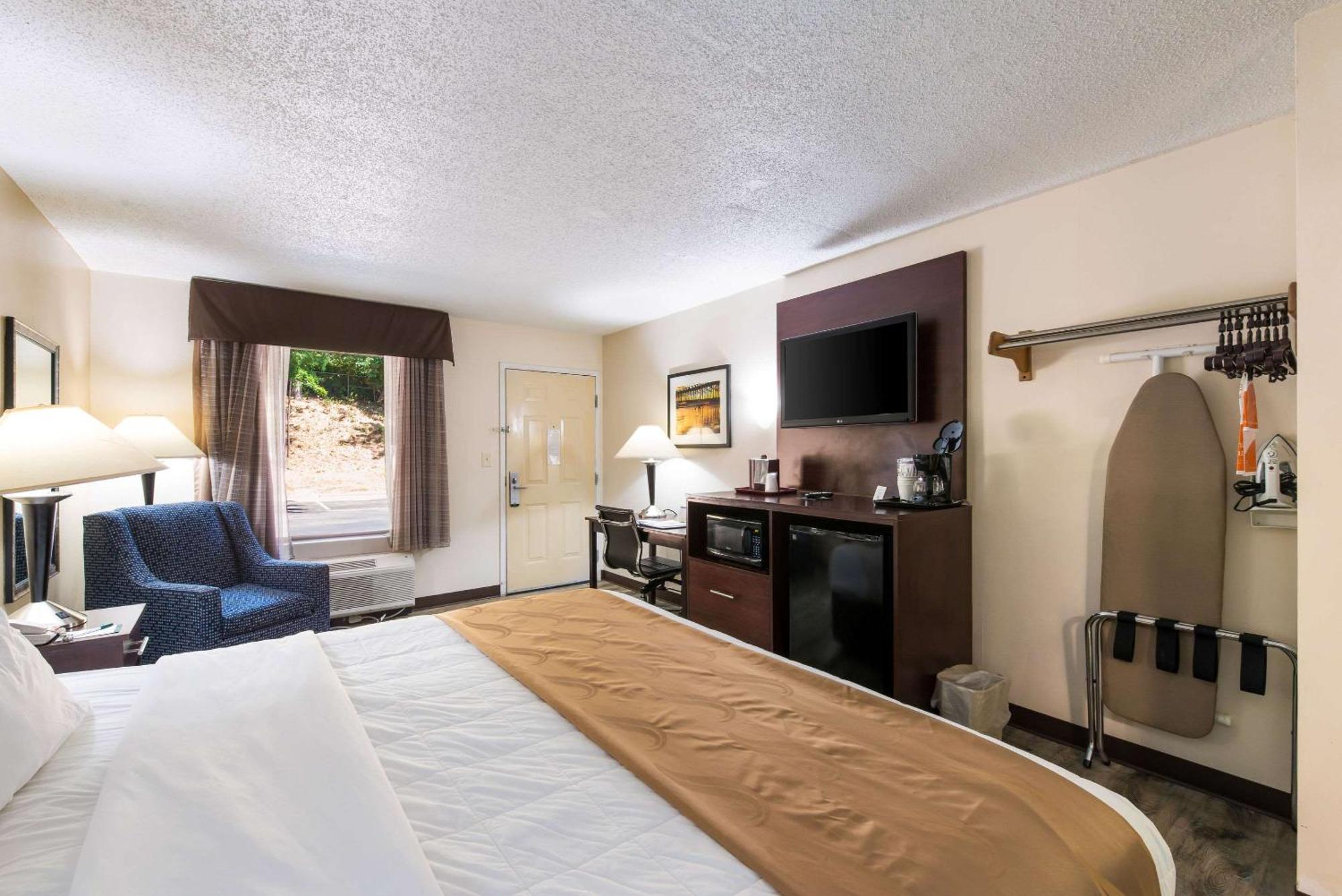 Quality Inn & Suites Rockingham megyeRockingham megye  Kültér fotó
