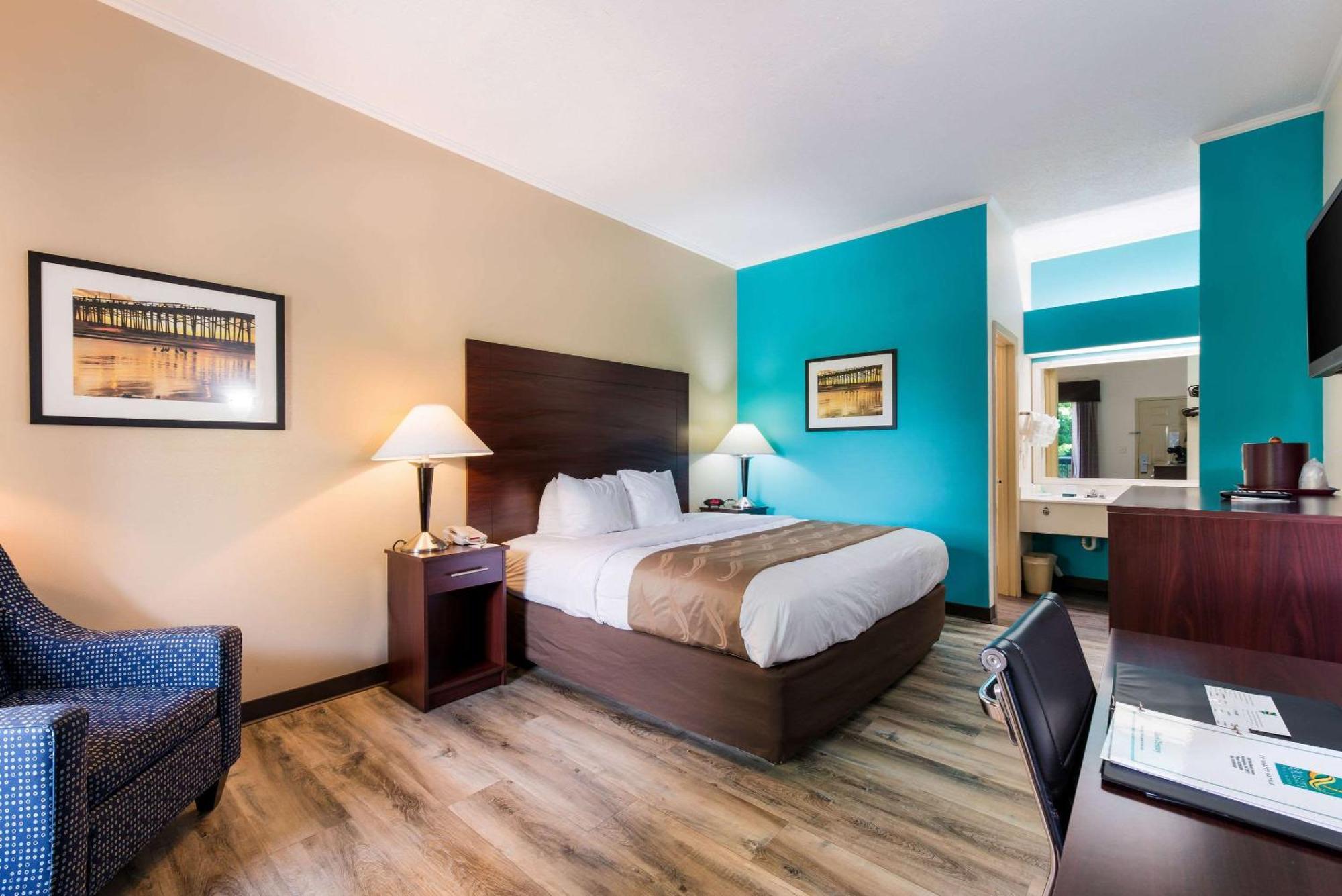 Quality Inn & Suites Rockingham megyeRockingham megye  Kültér fotó