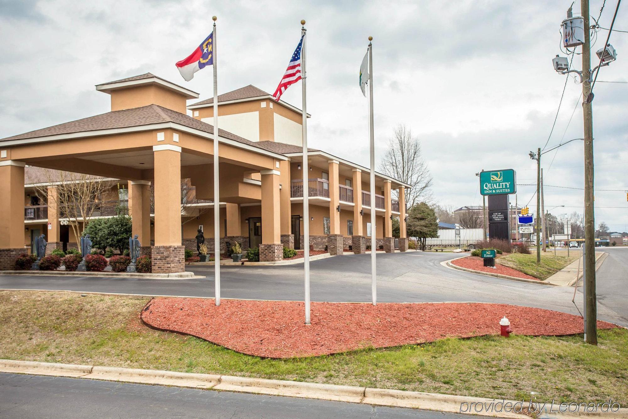 Quality Inn & Suites Rockingham megyeRockingham megye  Kültér fotó