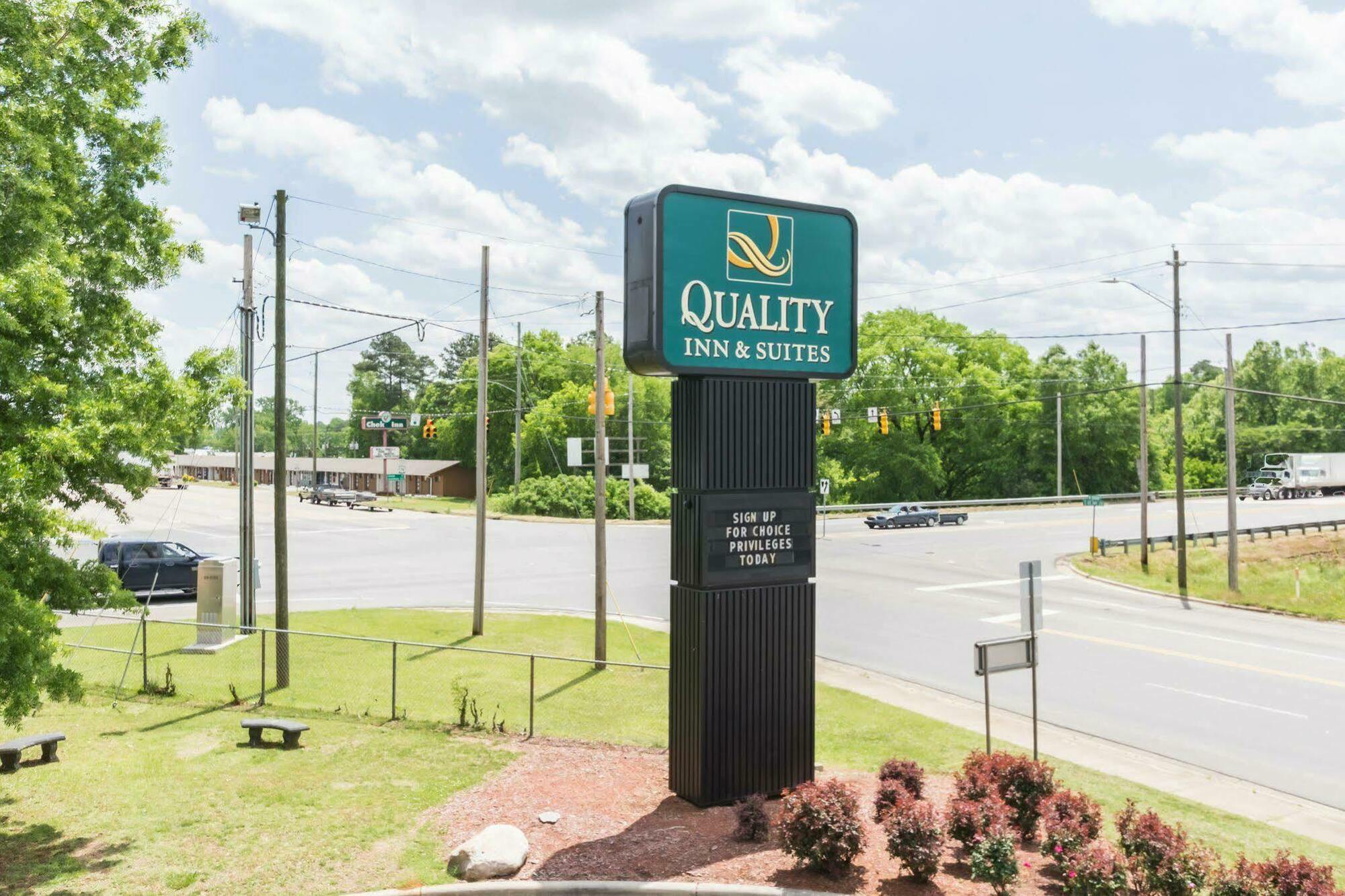 Quality Inn & Suites Rockingham megyeRockingham megye  Kültér fotó